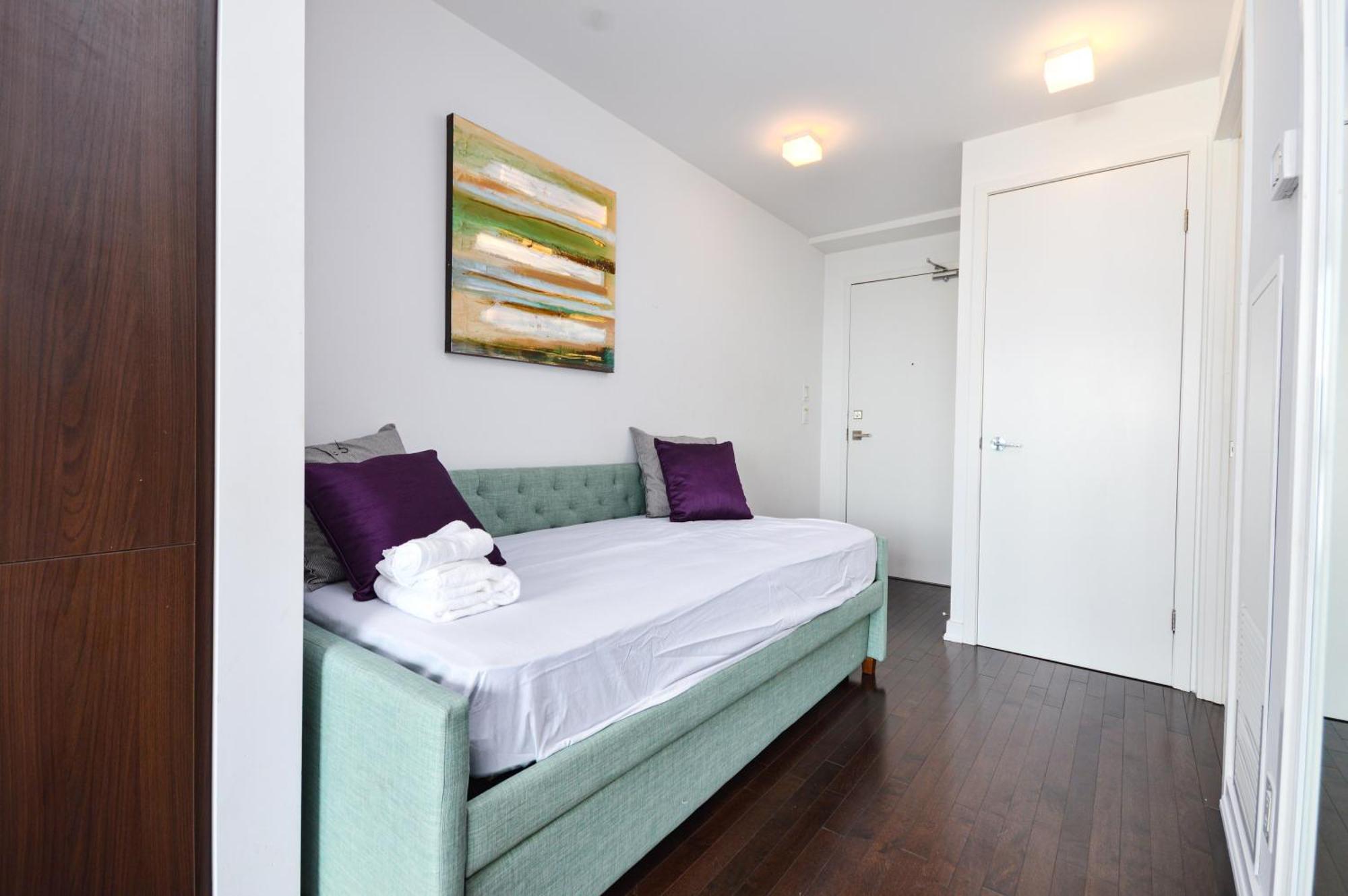 Apartment Downtown Toronto
